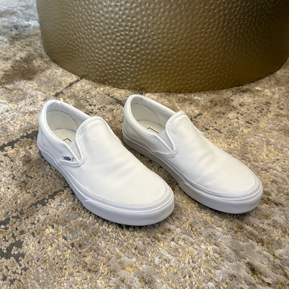 LIKE NEW - White Vans Classic Slip On Shoe